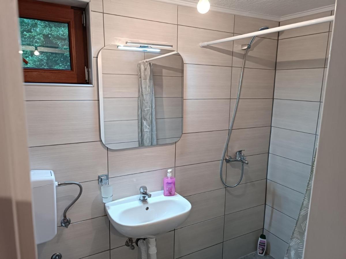 Cottage Auto Camp Vinac Jajce Eksteriør bilde